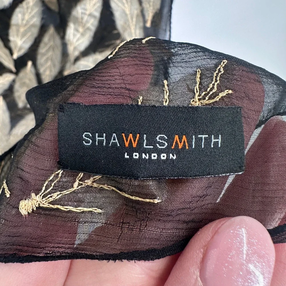 Shawlsmith London department women
